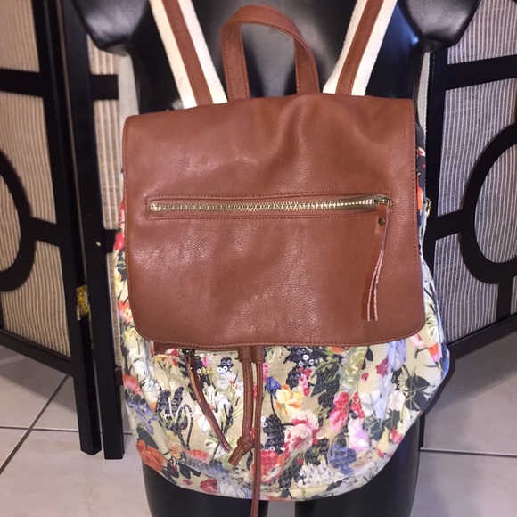 Steve Madden Handbags - Steve Madden backpack